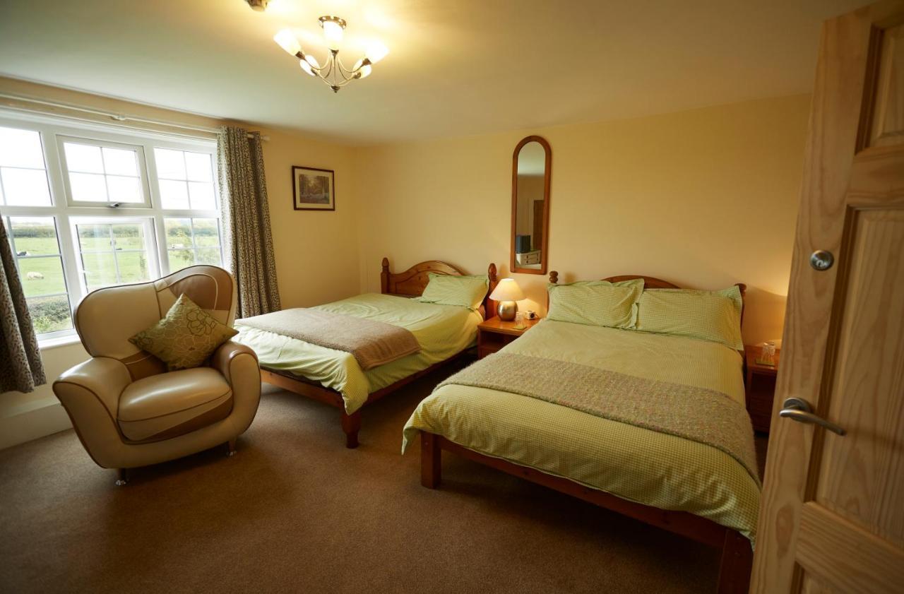 Lower Drayton Farm B&B スタッフォード エクステリア 写真