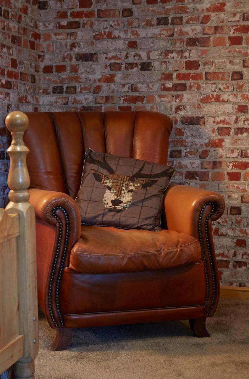 Lower Drayton Farm B&B スタッフォード エクステリア 写真