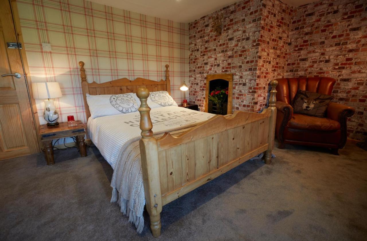 Lower Drayton Farm B&B スタッフォード エクステリア 写真